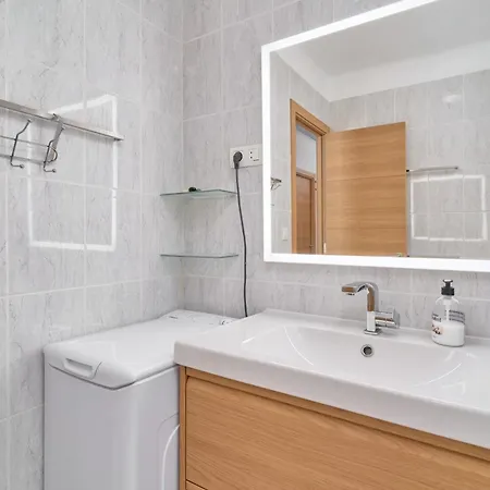 شقة Sirena